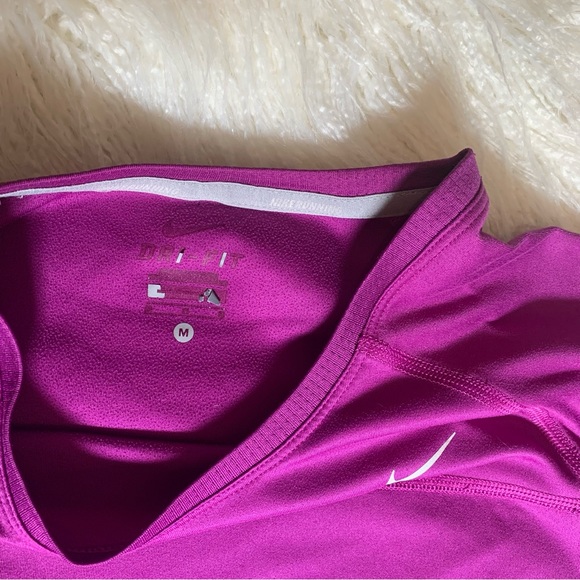 Nike Dri-Fit Miler Purple T-shirt - Picture 12 of 16